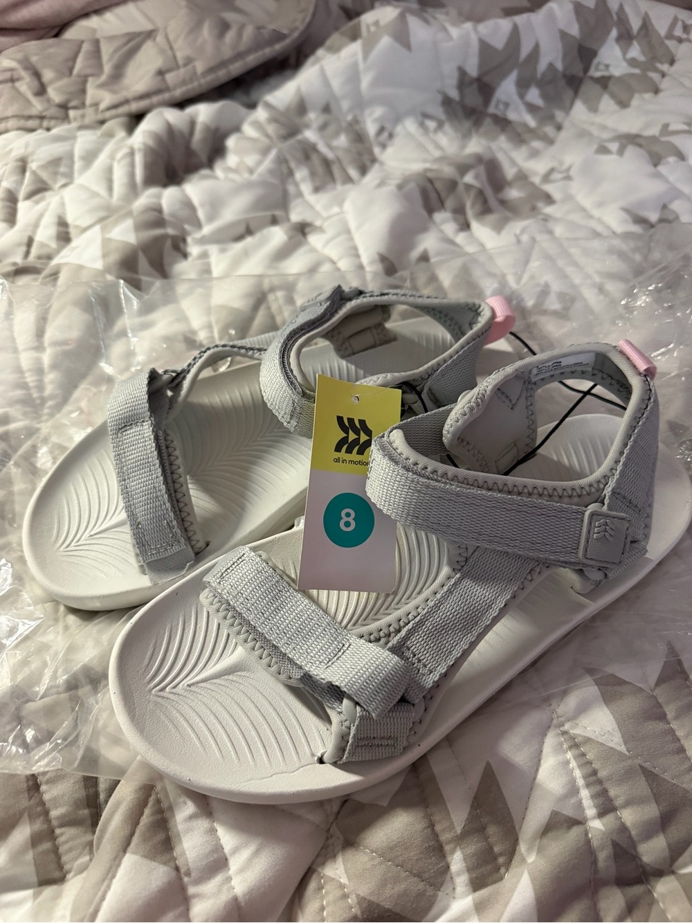 NEW All In Motion Women’s Isla Sports Sandals Size 9